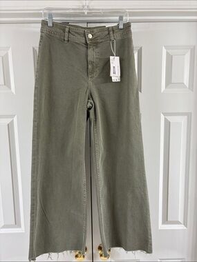 NWT! Mango MNG Catherine Culotte Jeans. Pale Green Color. Size 38/6. NEW!